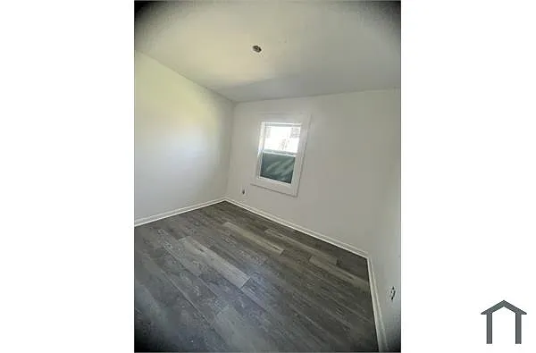 Building Photo - 5803 Avenue B