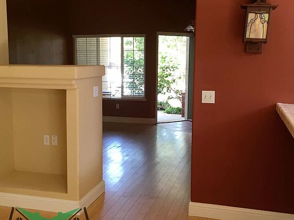 2nd image of 876 Browning Cir