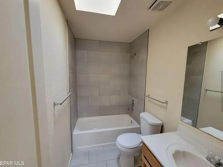 12492 Wendy Reed Dr — Photo 9