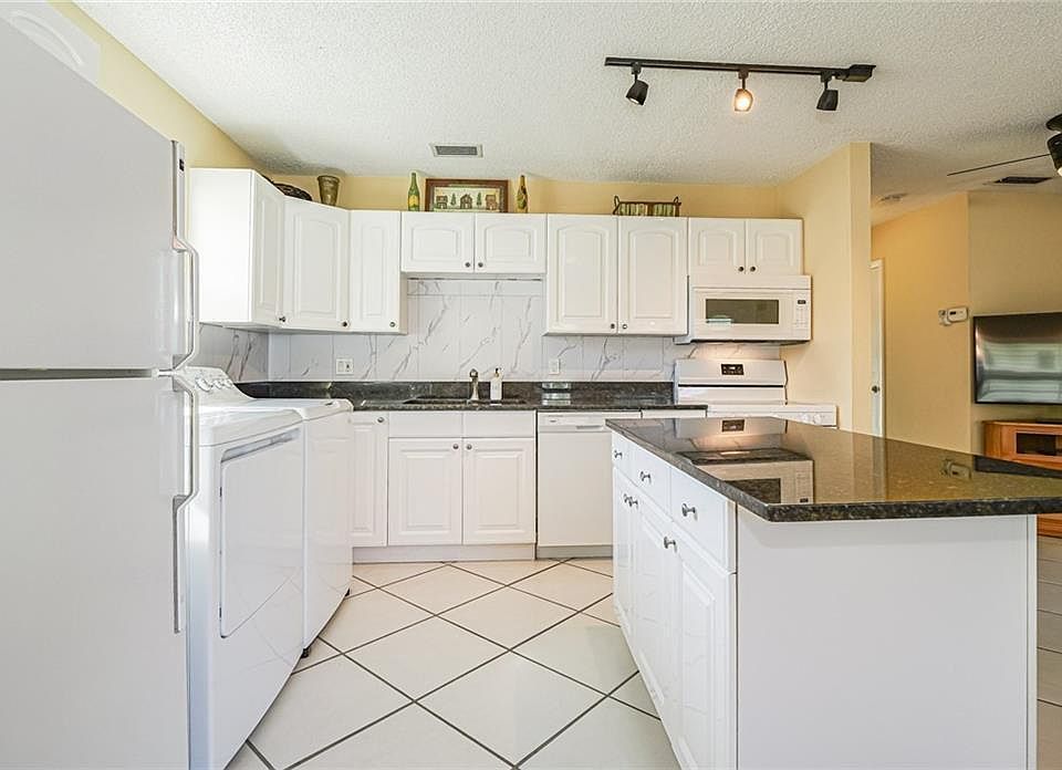 1st image of 11 Vista Palm Lane #203