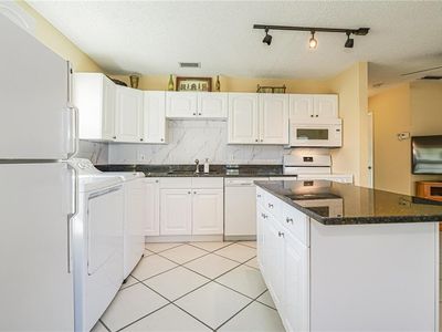 11 Vista Palm Lane #203, Vero Beach, FL, 32962