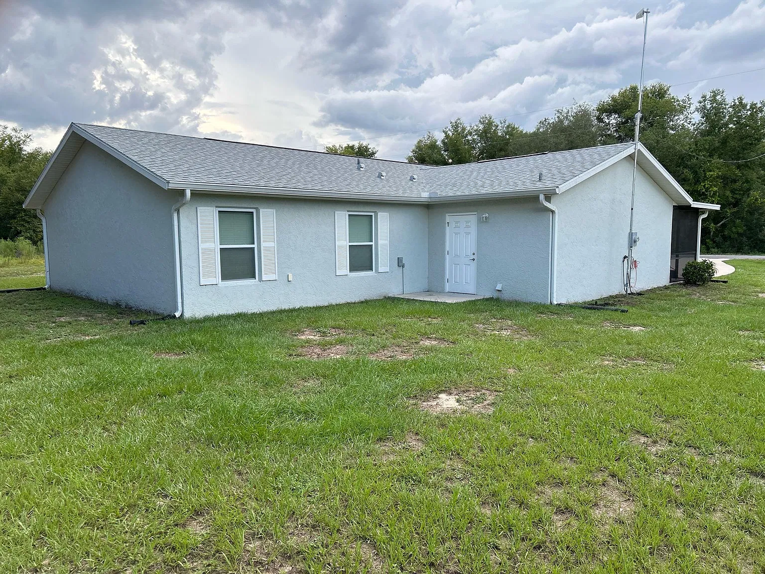 3 bed, 1380 sqft, $1,700 — Photo 3