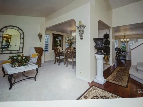 2561 E Timberland Dr #0, Eagle, ID 83616