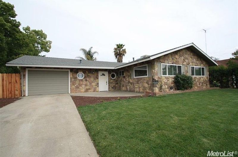 1st image of 7320 Brocade Dr
