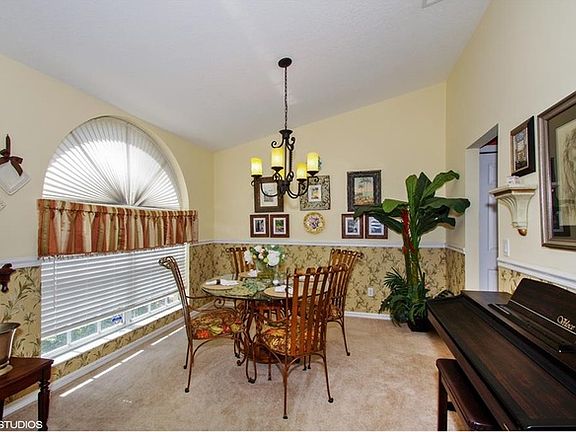 5th image of 12811 Forestedge Cir