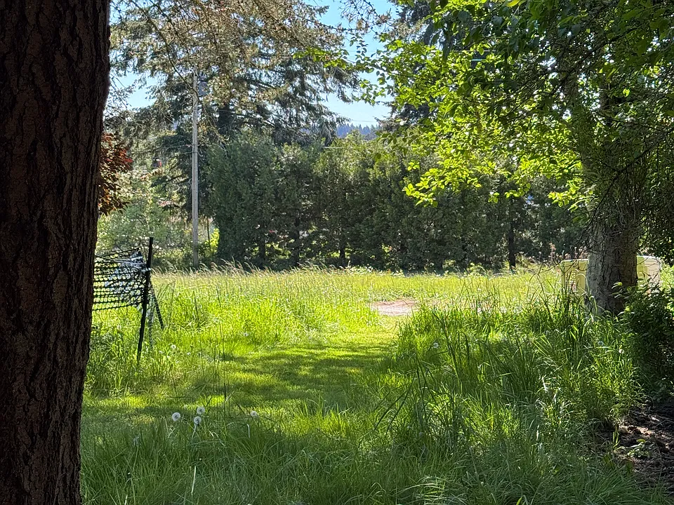 SW Cemetery Rd