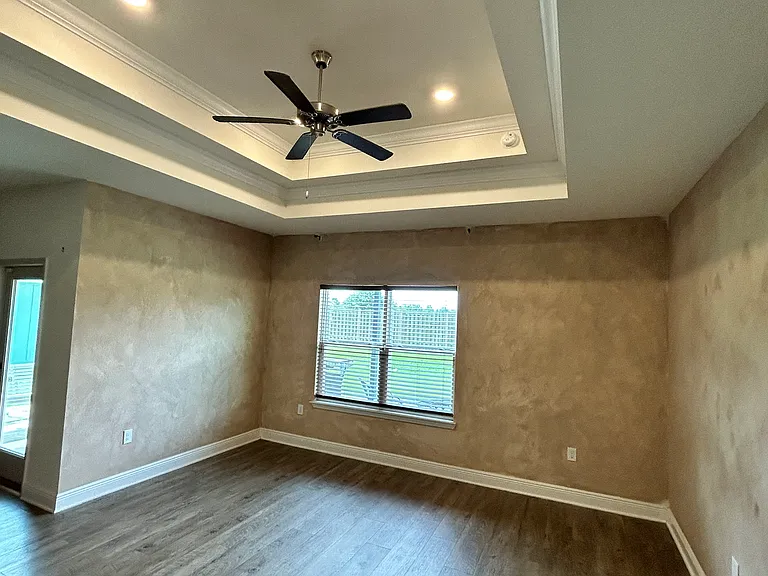 23298 Lieutenant Ave — Photo 10
