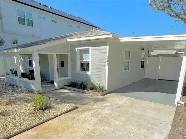 147 42nd Ave NE, Saint Petersburg, FL 33703