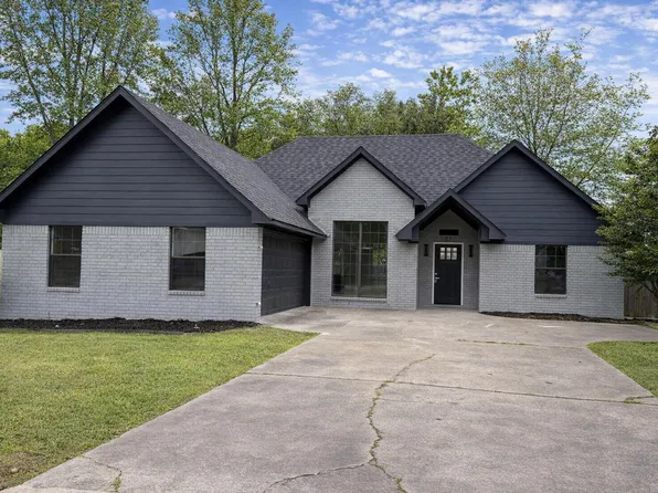 27 Mary Ann Cir, Cabot, AR 72023