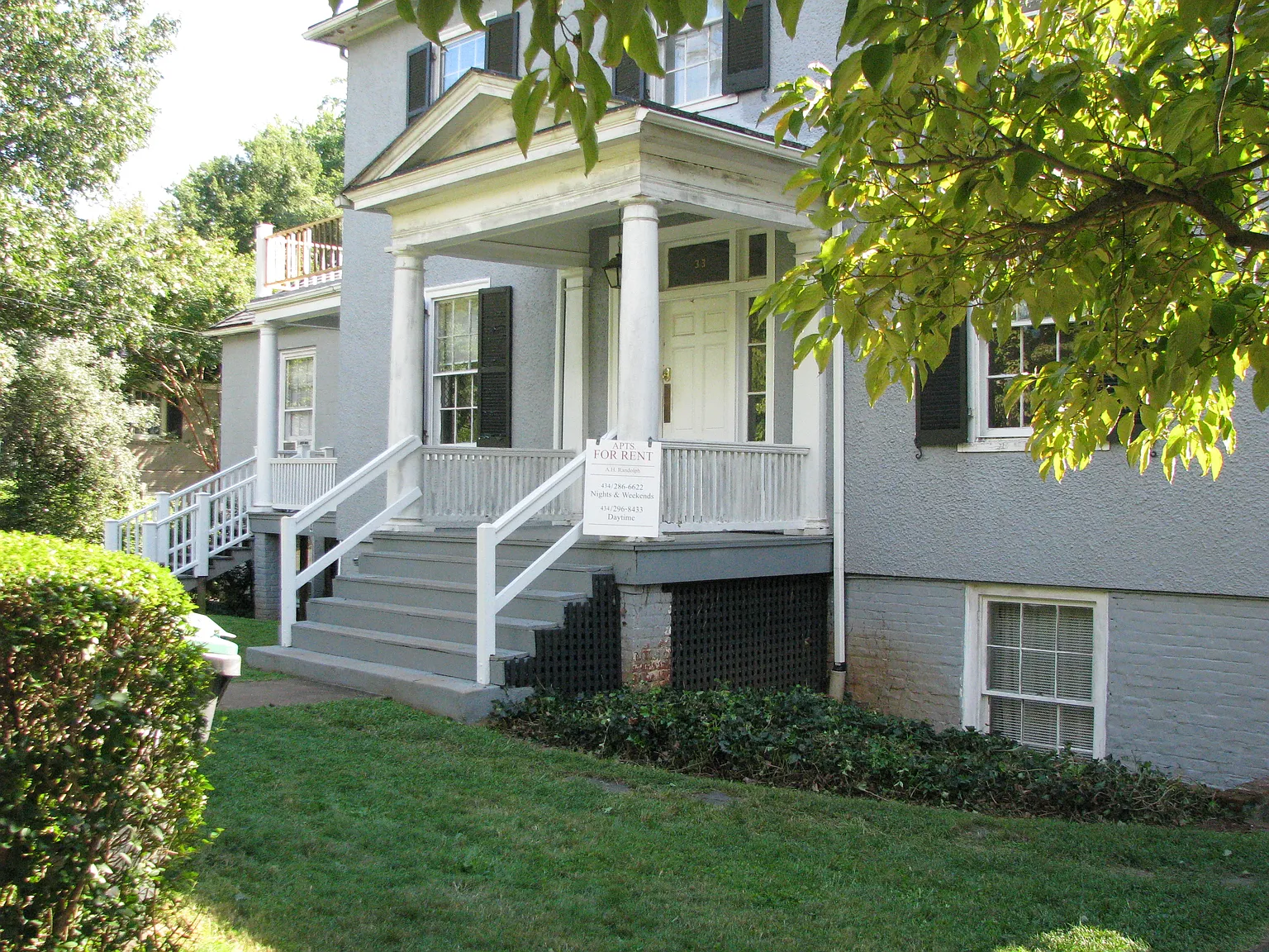 3 bed, $2,700 — Photo 2
