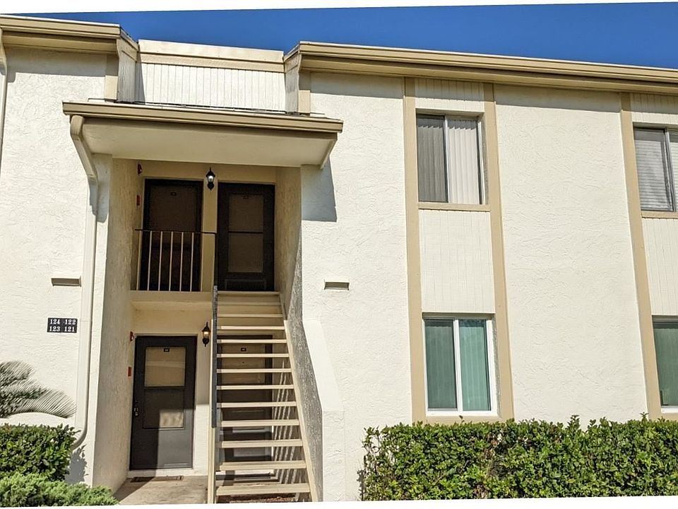 1st image of 122 Cypress Ct Unit 94