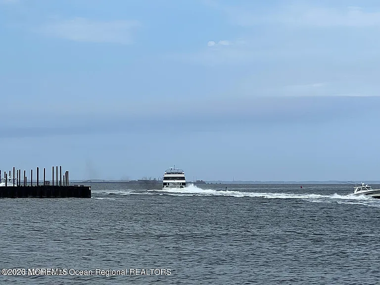 9 Gravelly Point Rd #4 — Photo 14