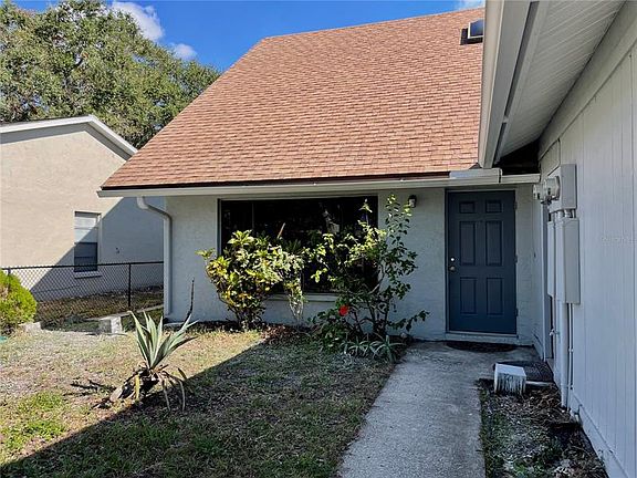 2nd image of 5418 Desoto Pl