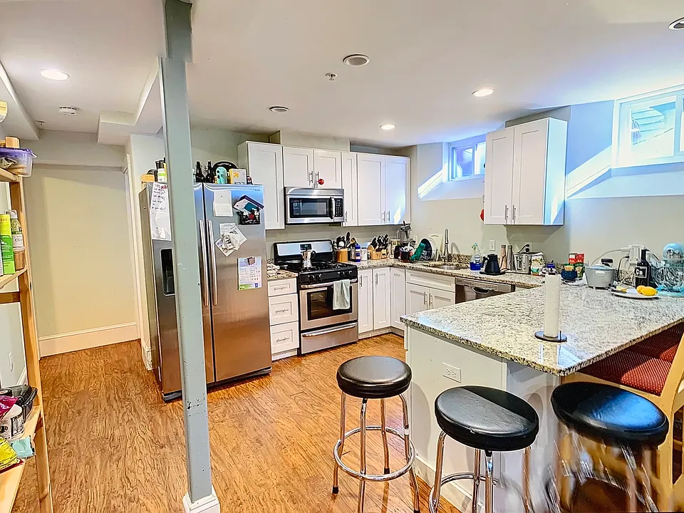 231 Norfolk St #2