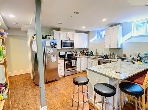 231 Norfolk St APT 2, Cambridge, MA 02139