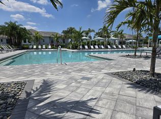 10105 Lake Wales Cir, Sarasota, FL 34241