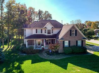 3405 Round Tree Dr, China, MI 48054