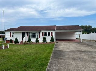 120 Coplen Rd, Mayfield, KY 42066