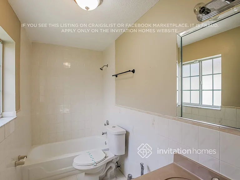 17184 SW 143rd Pl — Photo 10