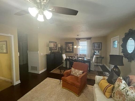 3rd image of 617 Burnside Ave
