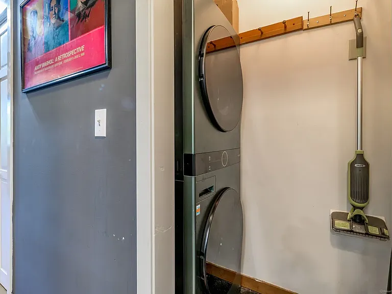 149 Water St #4D — Photo 6