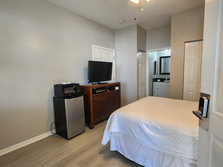 3506 54th Dr W #208B — Photo 4