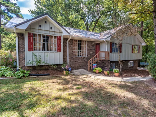 429 4th Ave, Pleasant Grove, AL 35127