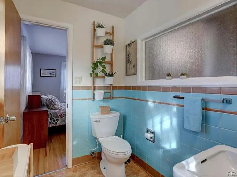5476 E Atlantic Pl — Photo 9