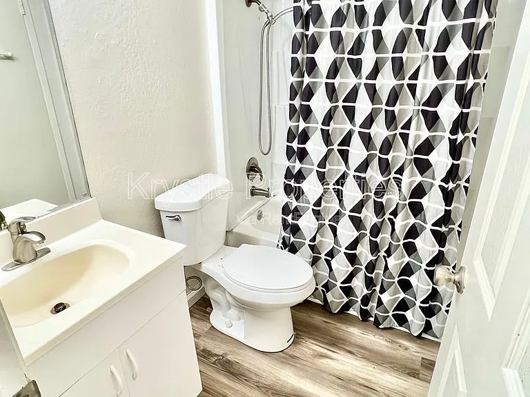 355 Parkview Ter #H5 — Photo 12