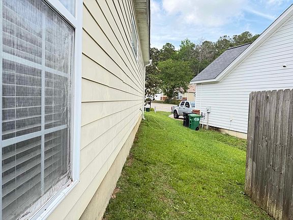 5th image of 2648 Heathrow Dr