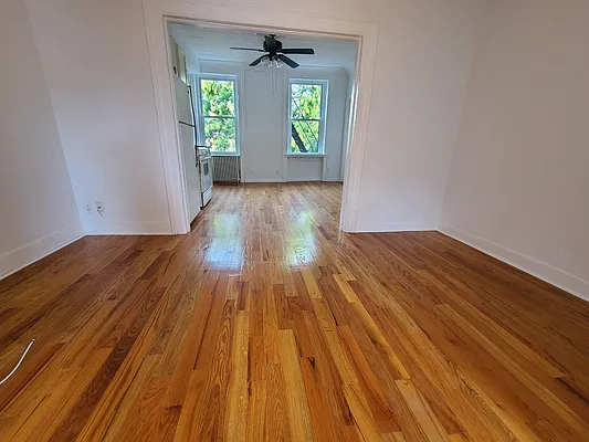 Rented by Brooklyn Heights Real Estate Inc | media 19
