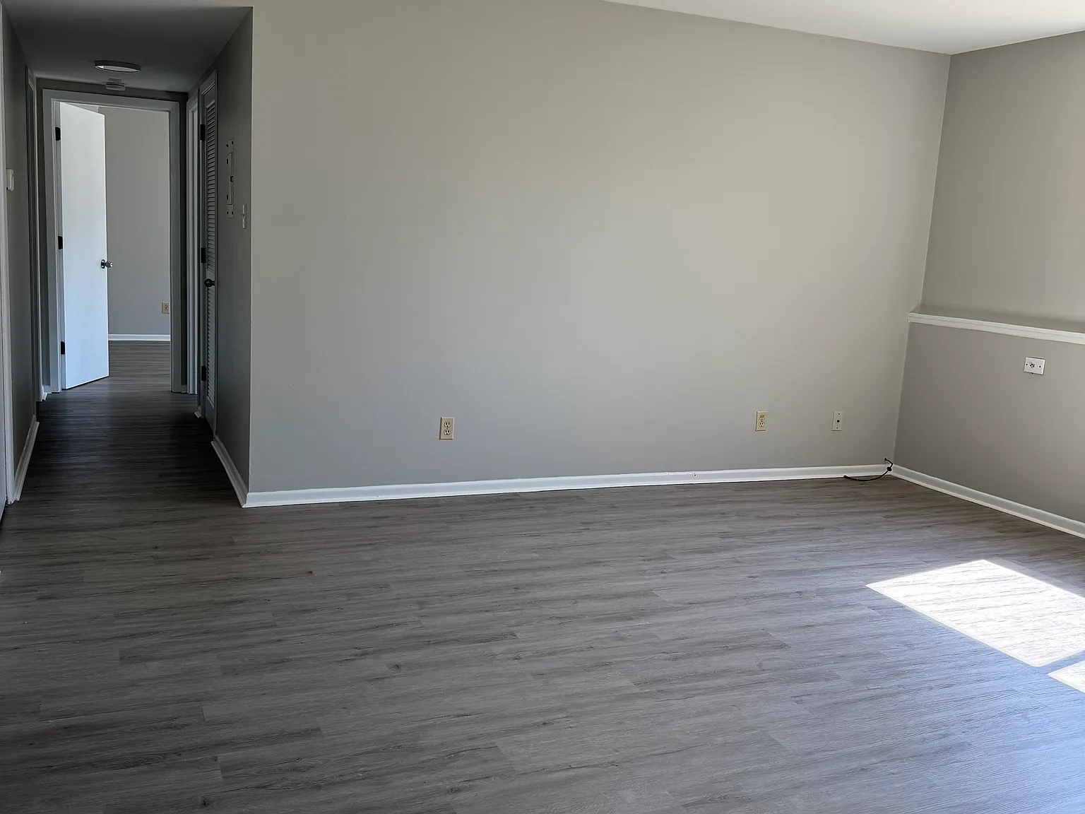 10011 Kennedy Ave — Photo 3