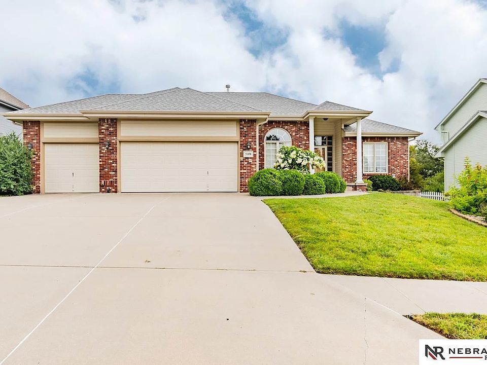 1st image of 5206 Woodlane Dr