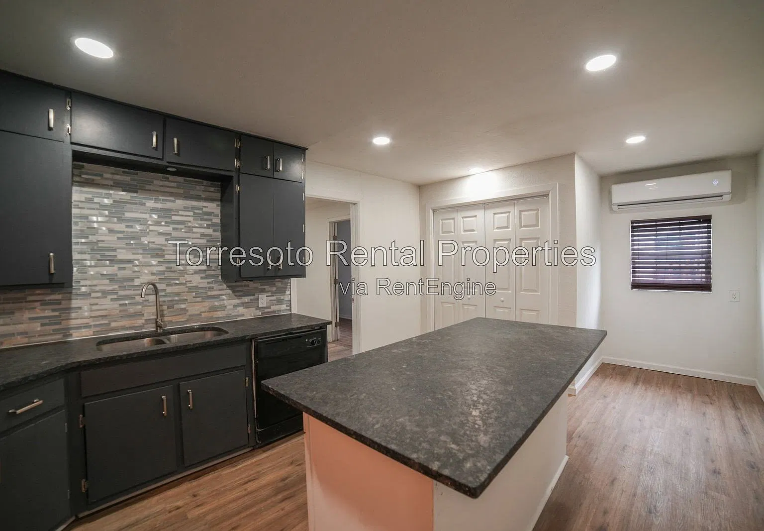 3 bed, 2.0 bath, $1,800 — Photo 1