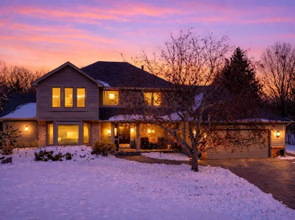 2257 Mahogany Way, Eagan, MN 55122