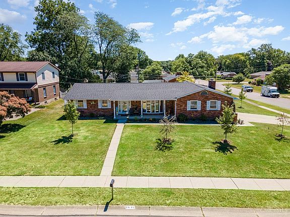 4th image of 1601 Woodhall Ct