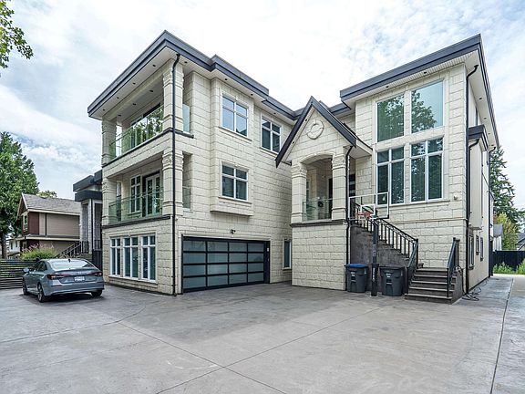 2nd image of 9021 Ben Nevis Cres