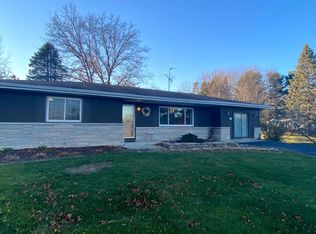 84 S Smoke Rd, Valparaiso, IN 46385