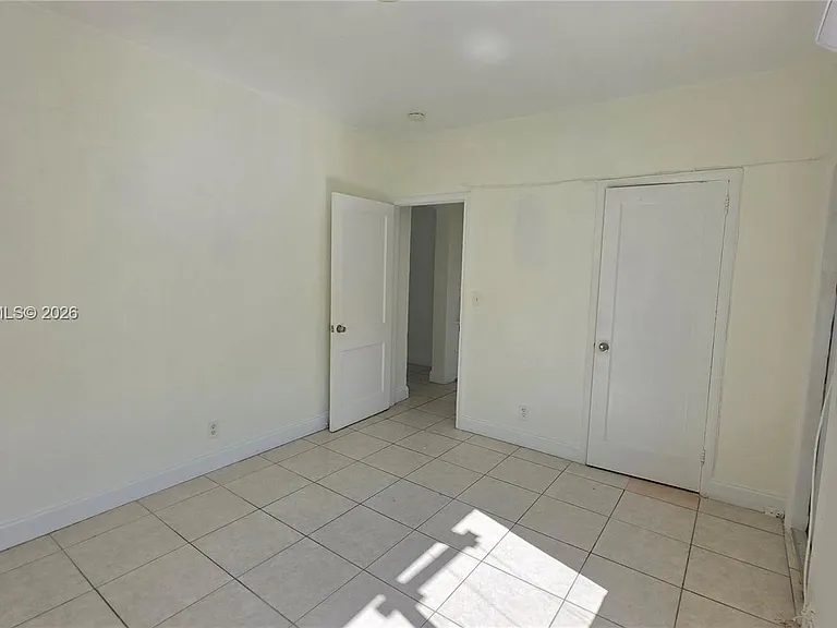 7629 Dickens Ave #7 — Photo 12