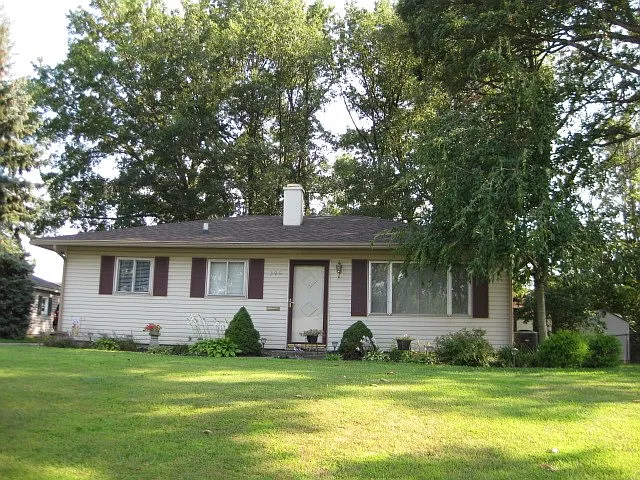 399 Whitmore Ave photo 1
