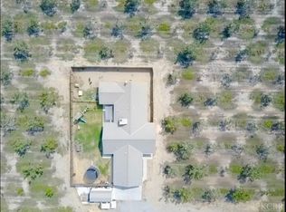 11353 Oak Ave, Armona, CA 93202
