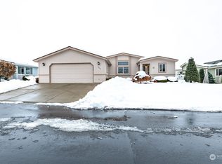 566 Sunday Dr, East Wenatchee, WA 98802