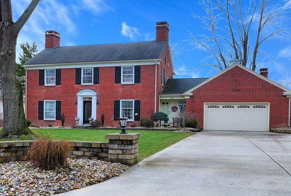 1st image of 64 Edgewood Dr