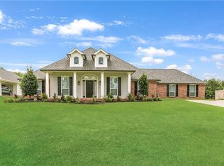 7739 Barataria Blvd, Marrero, LA 70072