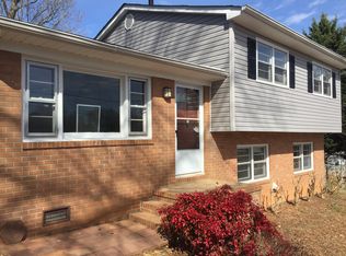 2316 Woodleaf Dr, Gastonia, NC 28052
