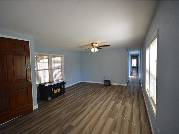 4th image of 146 Cedar Dr