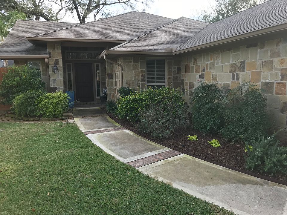 1st image of 105 Buena Vista Ave