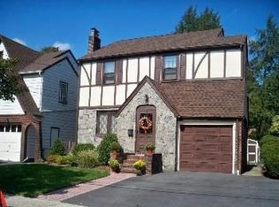 22 Ferncliff Rd, Bloomfield, NJ 07003