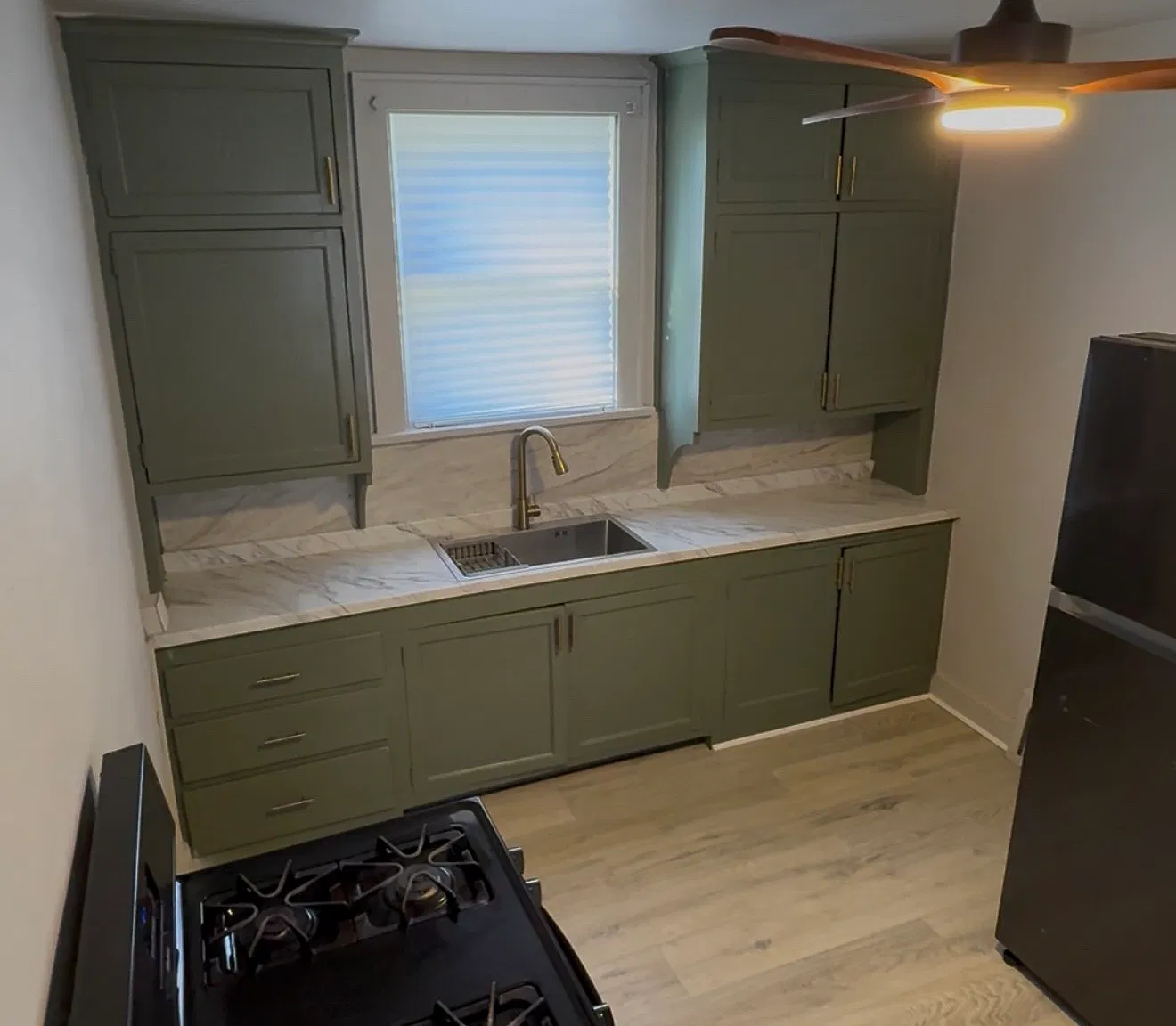 3 bed, 1064 sqft, $1,290 — Photo 2