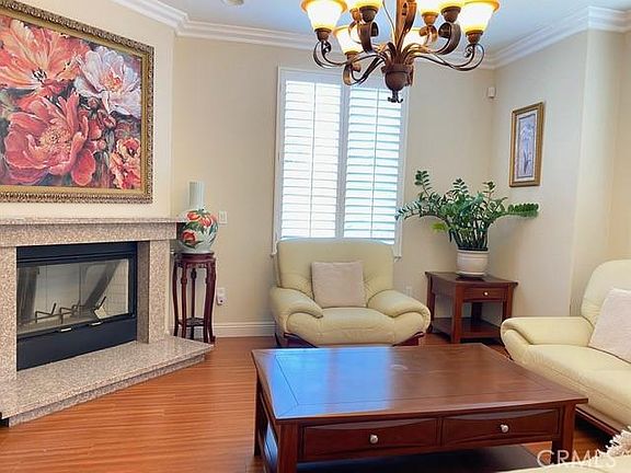 4th image of 5652 Sultana Ave